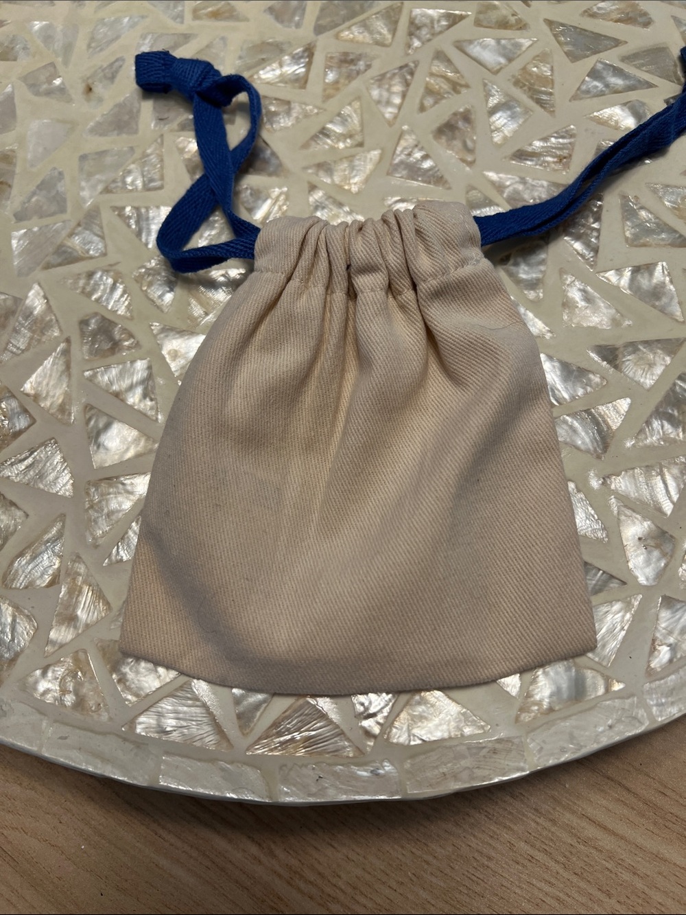 Authentic Louis Vuitton Mini Drawstring Dust Bag - Picture 3 of 5
